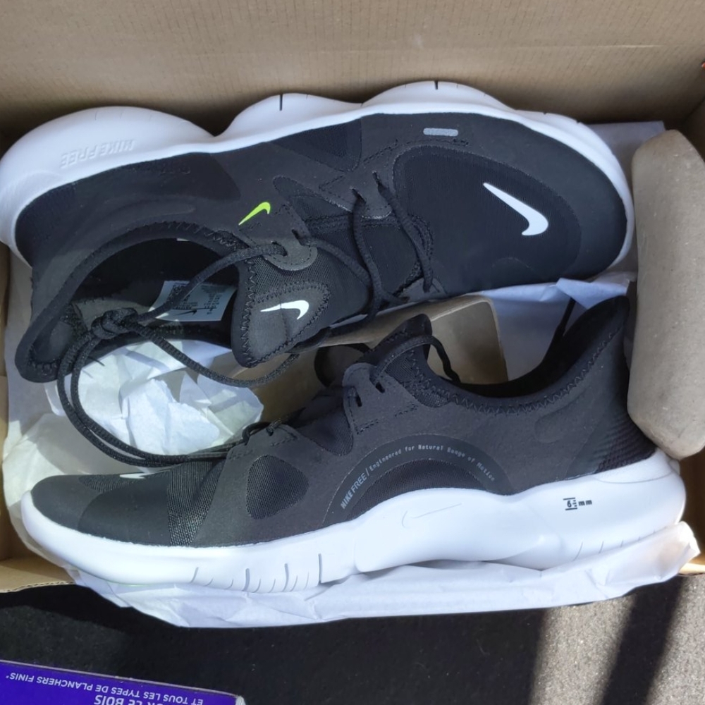 Nike free run shoes